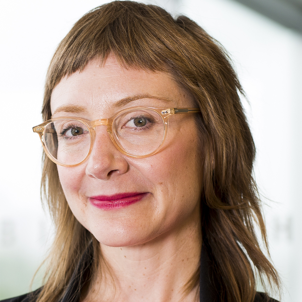 Dr. Kelly Bronson